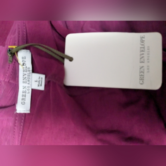 NWT Green Envelope blouse - Picture 4 of 4